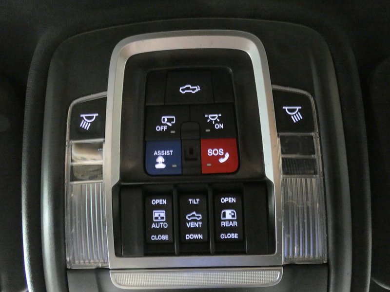 Used 2022 RAM 3500 Limited AWD/4WD image 21