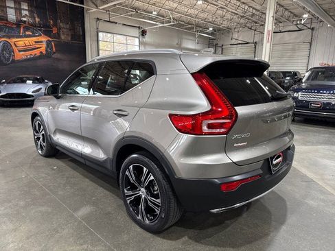 Used 2020 Volvo XC40 T4 Inscription image 34