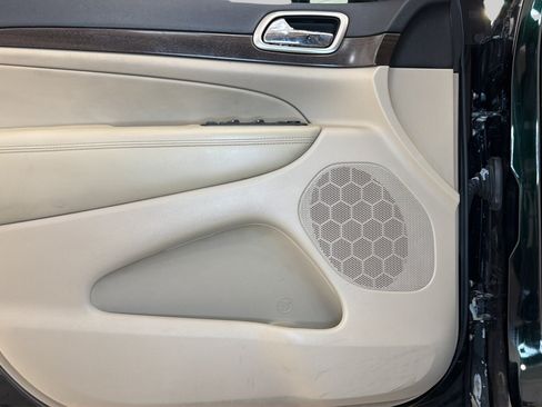 Used 2014 Jeep Grand Cherokee Laredo w/ Security & Convenience Group RWD image 22