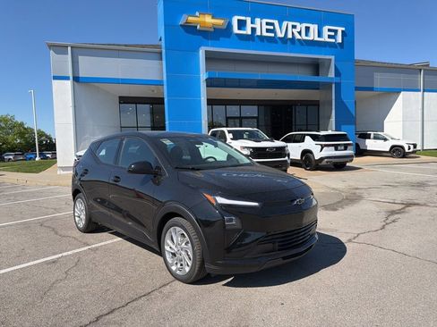 New 2027 Chevrolet Bolt LT w/ Comfort Package FWD image 1