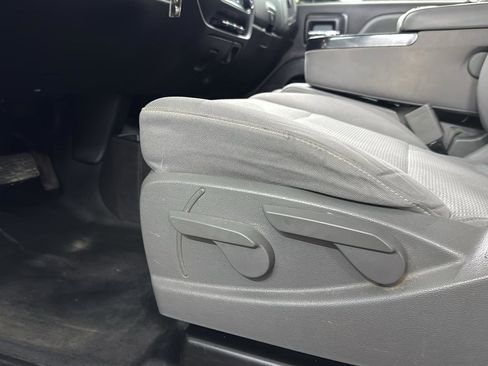 Used 2018 Chevrolet Silverado 2500 W/T w/ WT Convenience Package image 6