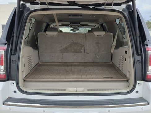 Used 2019 GMC Yukon XL Denali w/ Denali Ultimate Package image 27