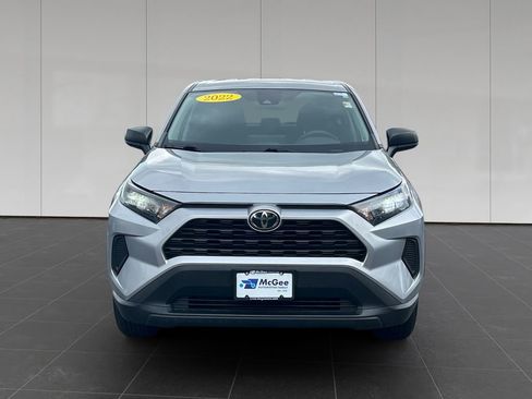 Used 2022 Toyota RAV4 LE AWD/4WD image 8