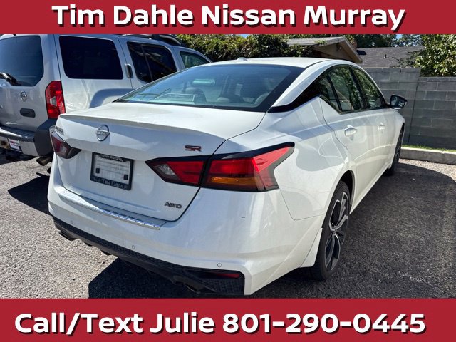 Used 2023 Nissan Altima 2.5 SR AWD/4WD image 14