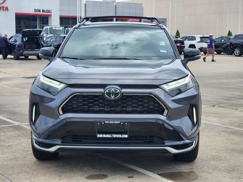 Used 2025 Toyota RAV4 XSE w/ Premium Package AWD/4WD image 2