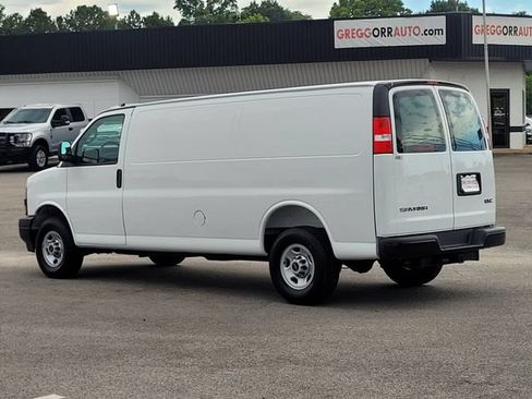 Used 2025 GMC Savana 2500 Extended w/ Driver Convenience Package RWD image 6