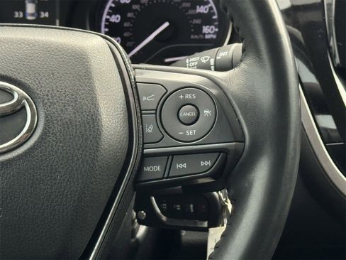 Used 2024 Toyota Camry SE image 14