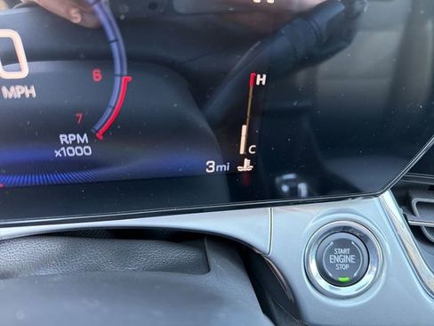 New 2026 Chevrolet Trax LT w/ LT Convenience Package image 16