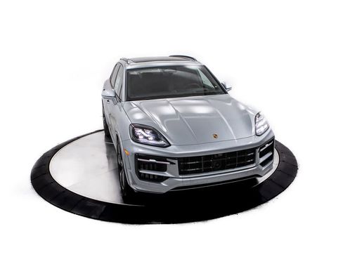 New 2026 Porsche Cayenne GTS image 22