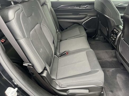 Used 2021 Jeep Grand Cherokee L Laredo w/ Luxury Tech Group I image 31