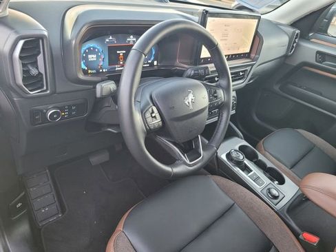 Certified 2025 Ford Bronco Sport Outer Banks w/ Outer Banks Tech Package+ image 9