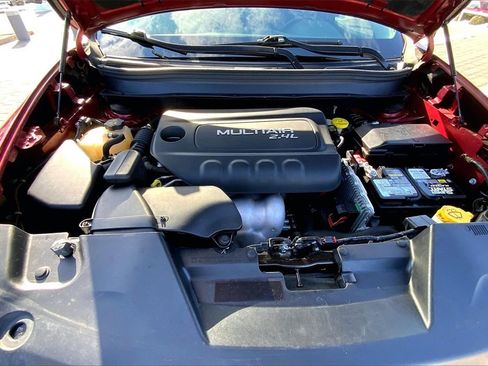 Used 2017 Jeep Cherokee Limited image 27