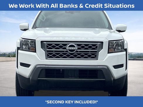 Certified 2024 Nissan Frontier SV image 26