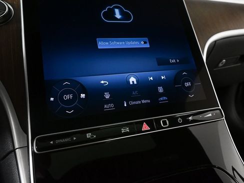 Certified 2022 Mercedes-Benz C 300 Sedan image 14