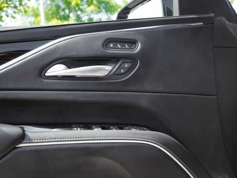 Used 2023 Cadillac Escalade V w/ LPO, ONYX Package AWD/4WD image 15