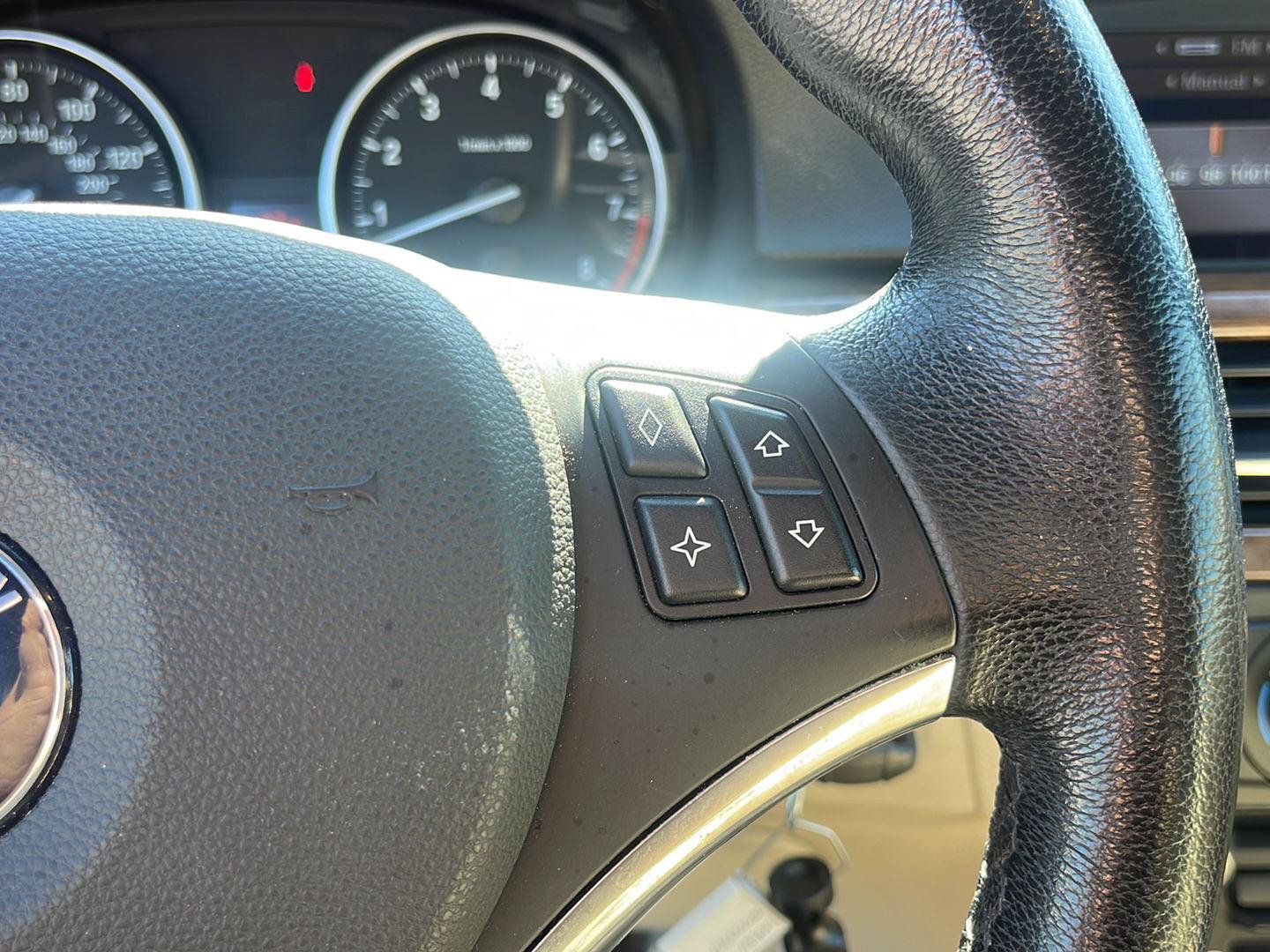 Used 2008 BMW 335i Convertible RWD image 22