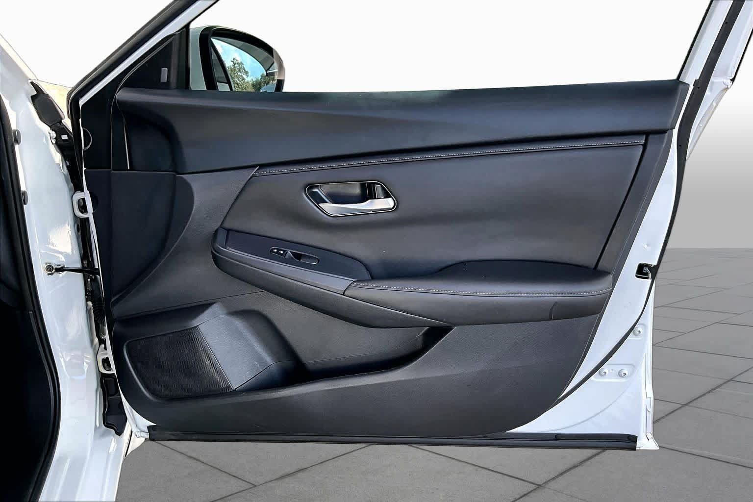 Used 2023 Nissan Sentra SV w/ All-Weather Package FWD image 23