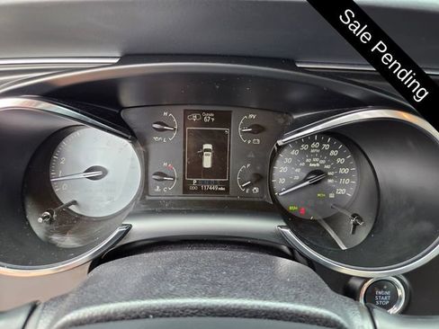 Used 2020 Toyota Sequoia Platinum RWD image 38