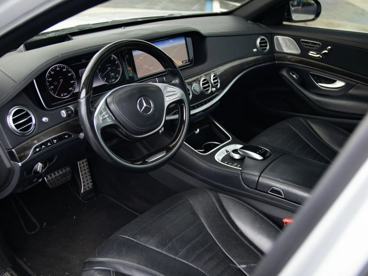 Used 2015 Mercedes-Benz S 550 Sedan image 17