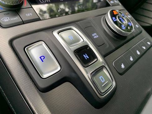 Certified 2025 Hyundai Palisade Calligraphy AWD/4WD image 31