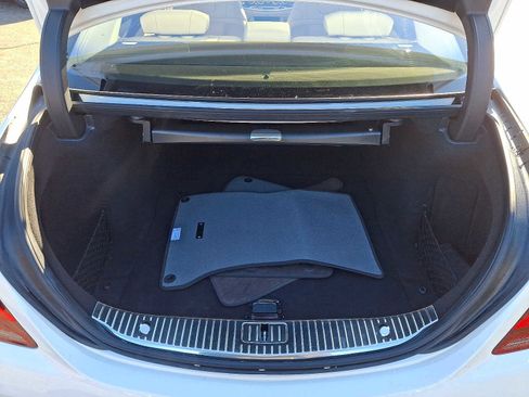 Used 2019 Mercedes-Benz S 560 4MATIC Sedan image 30