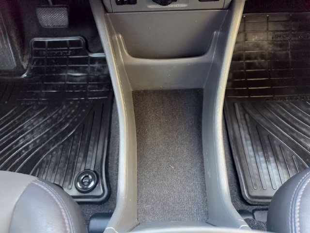Used 2012 Toyota Prius V Five FWD image 39
