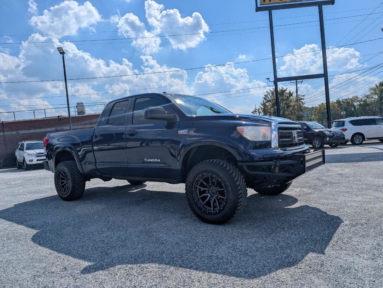 Used 2013 Toyota Tundra 4x4 Double Cab w/ Tow Pkg image 3