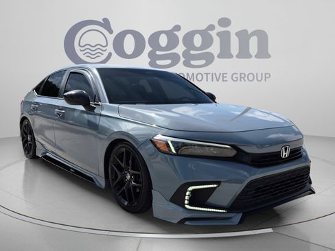 Used 2023 Honda Civic Sport image 8