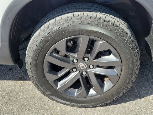 Used 2022 Honda Ridgeline Sport image 11