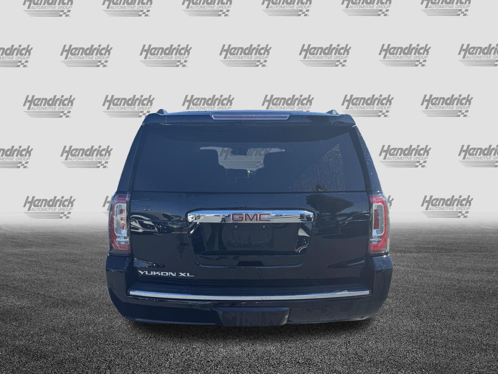 Used 2019 GMC Yukon XL Denali w/ Denali Ultimate Package RWD image 9