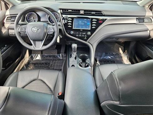 Used 2020 Toyota Camry SE AWD/4WD image 16