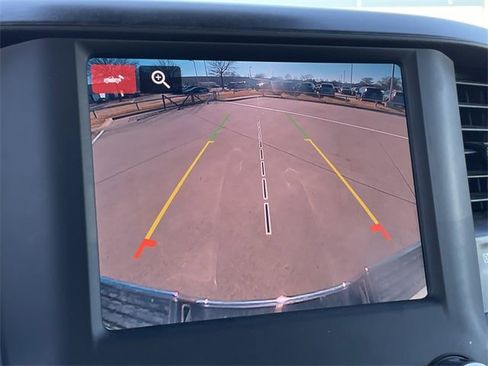 Used 2024 RAM 2500 Big Horn w/ Safety Group image 19