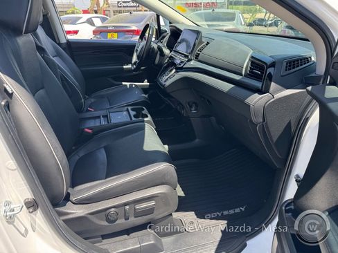Used 2025 Honda Odyssey Elite image 29