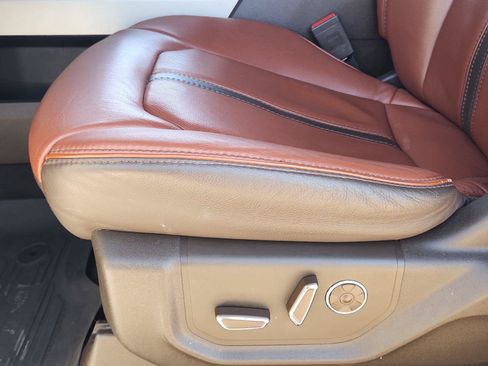 Used 2020 Ford F150 King Ranch w/ Equipment Group 601A Luxury AWD/4WD image 30
