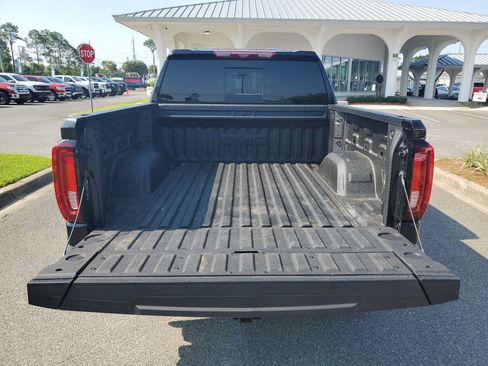 Used 2026 GMC Sierra 1500 AT4 w/ AT4 Premium Package AWD/4WD image 6