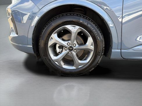 Used 2024 Ford Escape ST-Line w/ Tech Pack #1 image 9