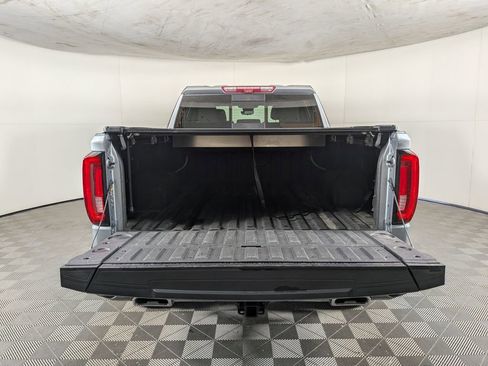 Used 2023 GMC Sierra 1500 AT4 w/ AT4 Premium Package image 10