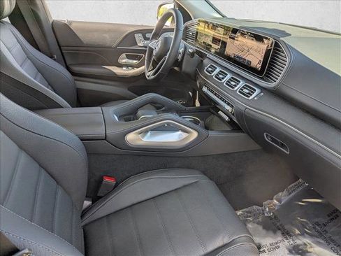 Used 2025 Mercedes-Benz GLE 450 4MATIC Coupe image 24
