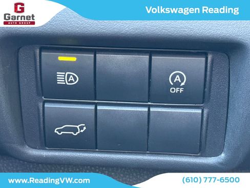 Used 2024 Toyota Highlander XLE image 37