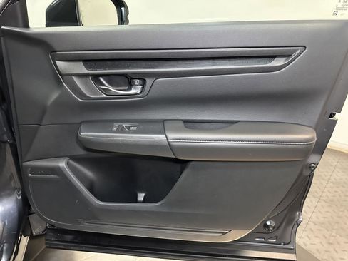 Certified 2025 Honda CR-V LX image 36