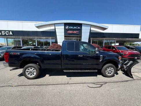 Used 2022 Ford F350 XLT w/ Snow Plow Prep Package AWD/4WD image 2