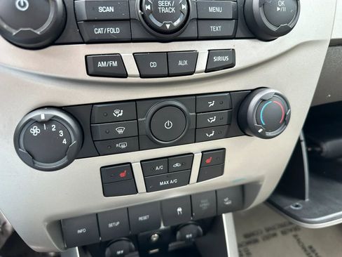 Used 2011 Ford Focus SES w/ 401A Rapid Spec Order Code FWD image 22
