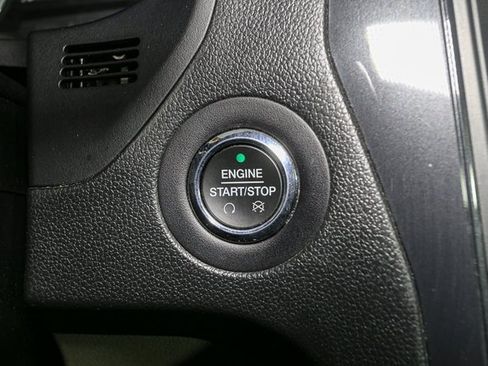 Used 2018 Ford Explorer XLT w/ Equipment Group 201A image 30