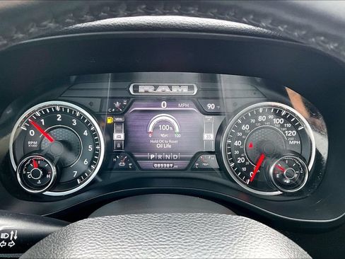 Used 2021 RAM 1500 Laramie AWD/4WD image 14