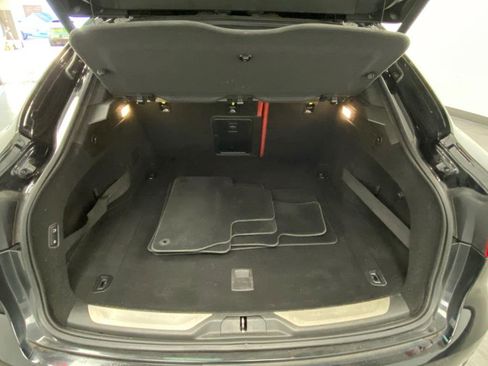 Used 2018 Maserati Levante GranLusso image 42