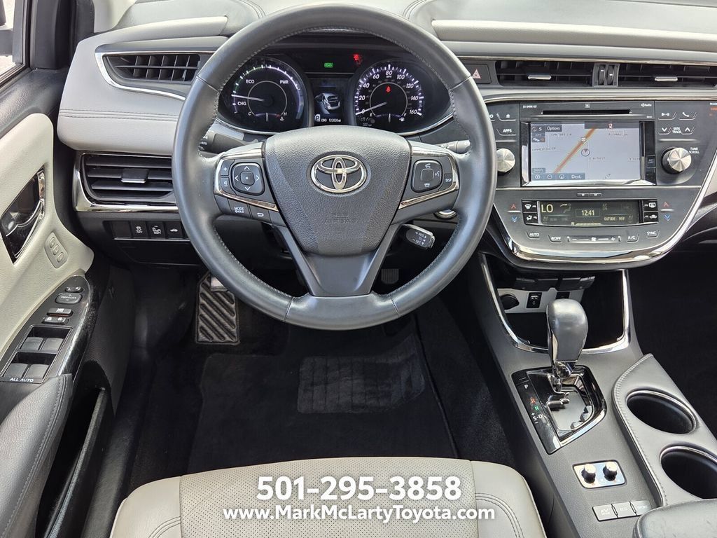 Used 2016 Toyota Avalon Limited FWD image 11
