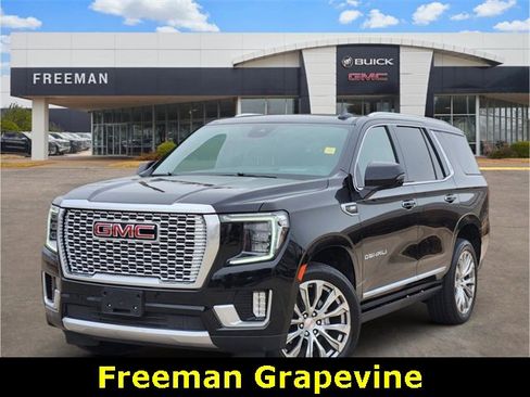 Used 2023 GMC Yukon Denali w/ LPO, Floor Liner Package image 1