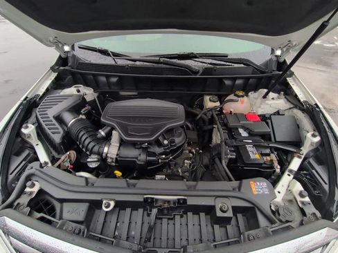 Used 2017 Cadillac XT5 Luxury image 14