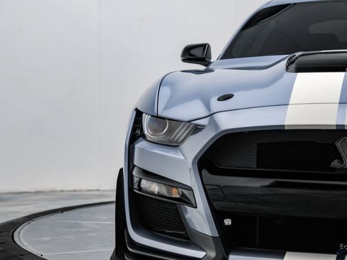 Used 2022 Ford Mustang Shelby GT500 w/ Carbon Fiber Track Pack RWD image 36