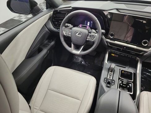 Used 2025 Lexus TX 350 AWD w/ Technology Package image 15